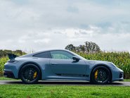 Porsche 911 CARRERA GTS PDK 3