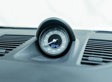 Porsche 911 Turbo S (992) 17