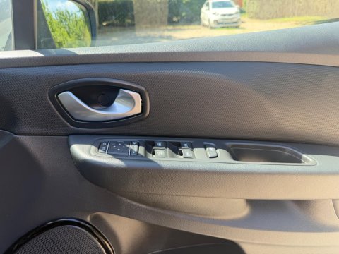 Renault Clio 0.9 TCe GT Line Euro 6 (s/s) 5dr 26