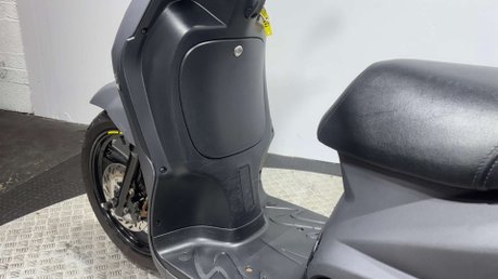 Peugeot Tweet GT 2022 9K RUNS GREAT EASY LIGHT PROJECT BIKE SCOOTER 125CC 20