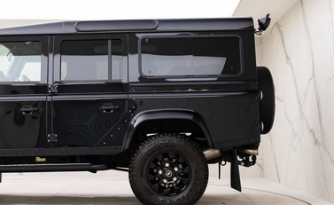 Land Rover Defender 110 XS 31