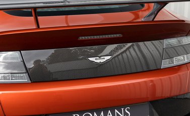 Aston Martin Vantage GT8 29