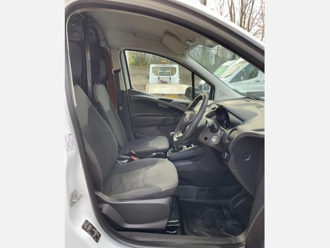 Ford Transit Courier 1.5 TDCi Panel Van 5dr Diesel Manual L1 Euro 6 (s/s) (75 ps) 21
