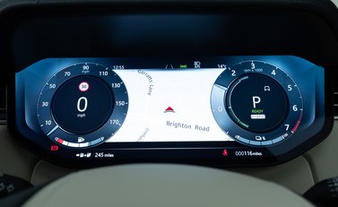 Land Rover Range Rover P460e SE 18