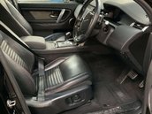 Land Rover Discovery Sport 2.0 Discovery Sport R-Dynamic SE D Auto 4WD 5dr 9