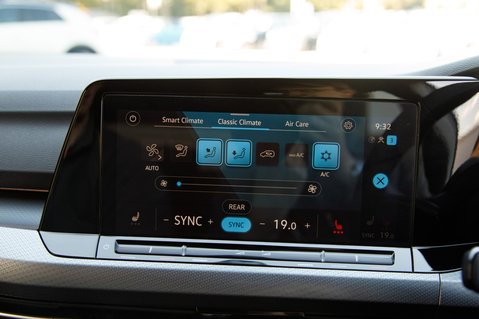 Volkswagen Golf ACTIVE TSI 31