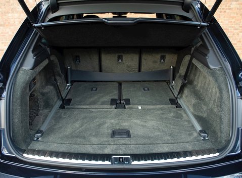 Bentley Bentayga V8 32