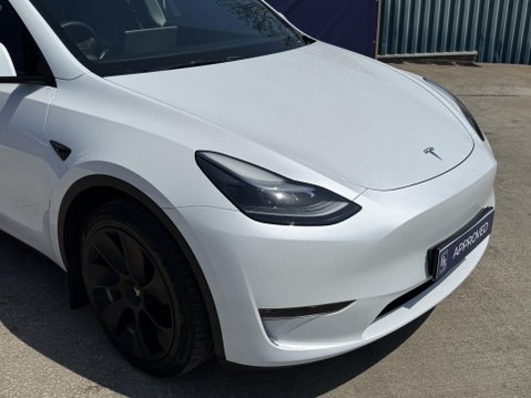 Tesla Model Y (Dual Motor) Long Range SUV 5dr Electric Auto 4WDE (384 bhp) 9
