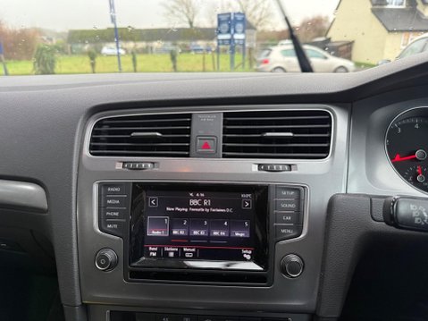 Volkswagen Golf 1.4 TSI BlueMotion Tech S DSG Euro 5 (s/s) 5dr 10