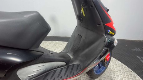 Aprilia SR 50 2001 SPARES OR REPAIR RUNNING 50CC PROJECT 19