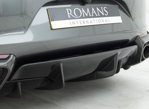 Ferrari 812 Superfast 26