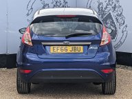 Ford Fiesta TITANIUM 8