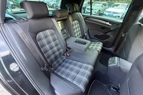 Volkswagen Golf GTD -TWO OWNERS -£20 ROAD TAX -9 SERVICES - ORIGINAL & UNMODIFIED -KEYLESS 17