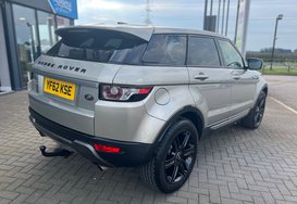 Land Rover Range Rover Evoque 2.2 SD4 PURE TECH 7