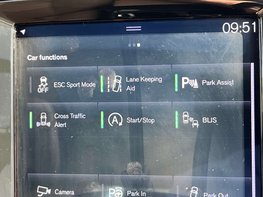 Volvo XC40 2.0 XC40 Inscription Pro T4 Auto 5dr 39