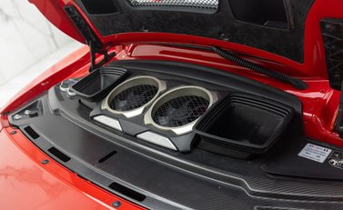 Porsche 911 GT2 RS Weissach (991) 55