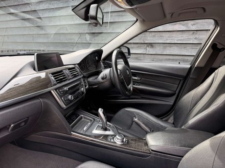 BMW 3 Series 2.0 320d Luxury Auto 4dr 41