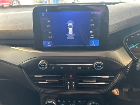 Ford Focus 1.0T EcoBoost ST-Line Style Euro 6 (s/s) 5dr 18