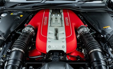 Ferrari 812 Superfast 39