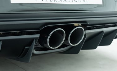 Porsche 911 GT3 Touring (992) 39