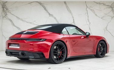 Porsche 911 Carrera GTS Cabriolet (992) 25