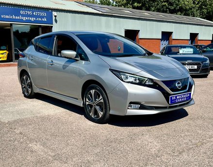 Nissan LEAF Leaf E+ Tekna 62 kw/h battery, 239 mile range, 5dr 4