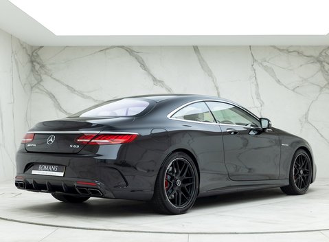 Mercedes-Benz S Class S63 Coupe 7