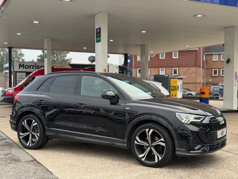 Audi Q3 TFSI S LINE EDITION 1 12