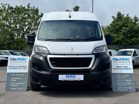 Peugeot Boxer 2.2 BlueHDi 335 Professional Panel Van 5dr Diesel Manual L3 H2 Euro 6 (s/s) 2
