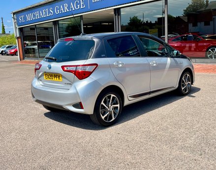 Toyota Yaris VVT-I Y20 8
