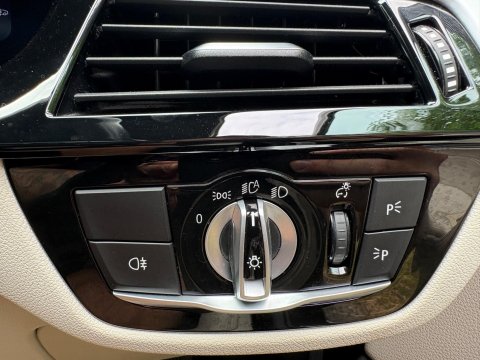 BMW 5 Series 520D M SPORT TOURING MHEV 26
