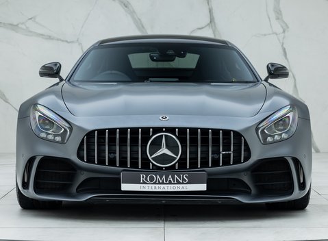 Mercedes-Benz AMG GT R Premium 4