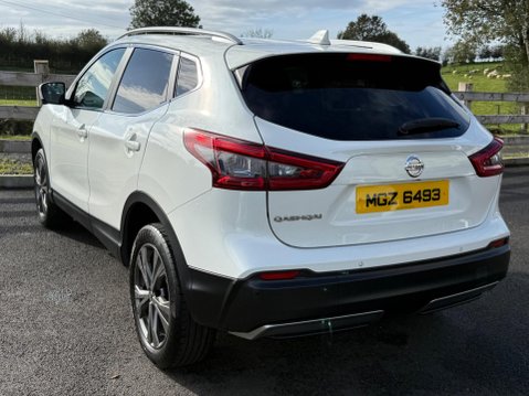 Nissan Qashqai 1.5 dCi N-Connecta Euro 6 (s/s) 5dr 7