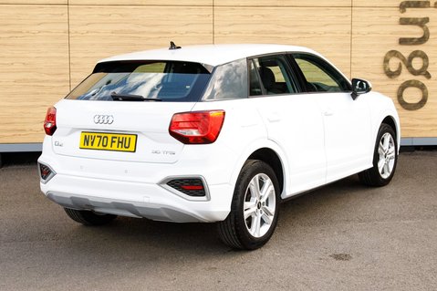 Audi Q2 TFSI SPORT 2