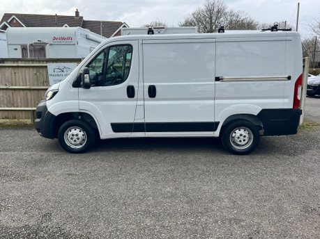 Peugeot Boxer 2.2 BLUEHDI 333 L1H1 PROFESSIONAL VAN 7
