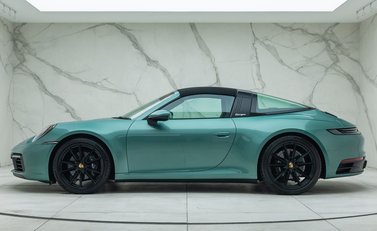 Porsche 911 Targa 4 (992) 7
