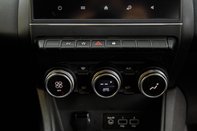 Renault Captur TECHNO E-TECH 39