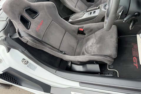 Audi R8 GT QUATTRO V10 SPYDER - 1 OF 33 - BUCKET SEATS -CERAMIC BRAKES 52