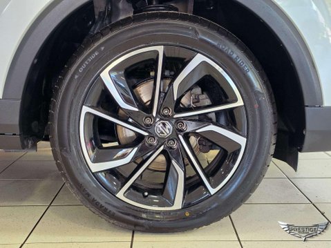 MG ZS 1.5 VTi-TECH Exclusive Euro 6 (s/s) 5dr 70