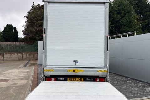 Iveco Daily 35C14HB Hi-Matic Luton with Tail Lift 11