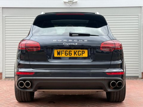 Porsche Cayenne 4.2 TD V8 S TiptronicS 4WD Euro 6 (s/s) 5dr 15