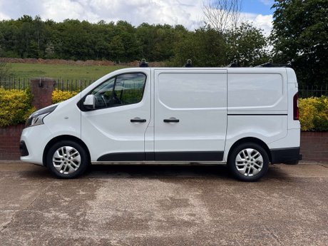 Renault Trafic 1.6 Trafic SL27 Sport Nav dCi 32