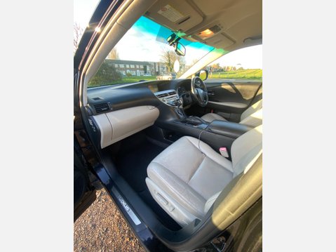 Lexus RX 450H SE-L PREMIER 9