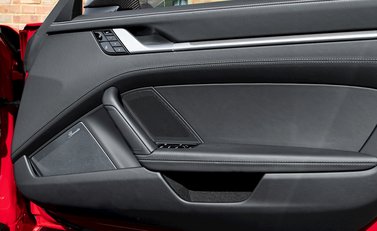 Porsche 911 Turbo S Cabriolet (992) 24