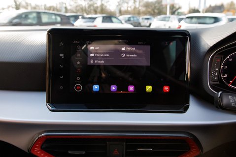 SEAT Arona ECOTSI FR SPORT 26