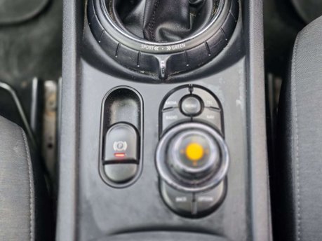 Mini Clubman 1.5 Cooper Estate 6dr Petrol Auto Euro 6 (s/s) (136 ps) 25