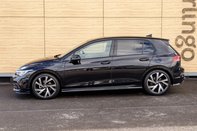 Volkswagen Golf R-LINE TSI 9