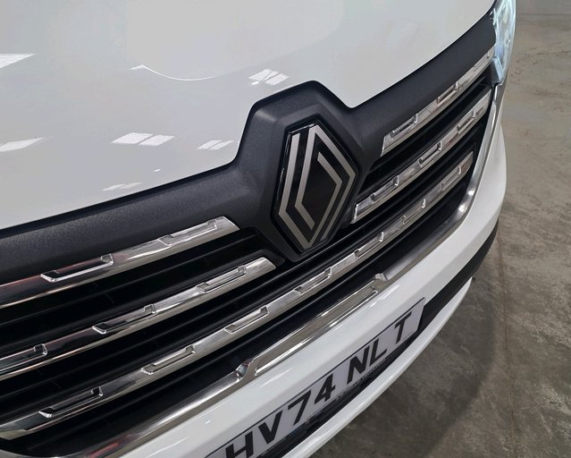 Renault Trafic RENAULT TRAFIC LWB DIESEL LL30 Blue dCi 130 Extra [Safety] Van
