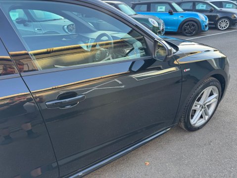 Audi A1 SPORTBACK TFSI S LINE 18