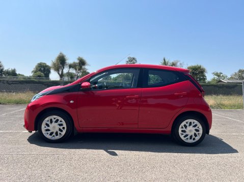 Toyota Aygo VVT-I X-PLAY X-SHIFT 16